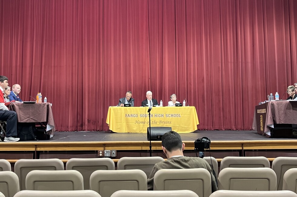 Lashkowitz High Rise demolished, dramatically erasing a fixture of ...