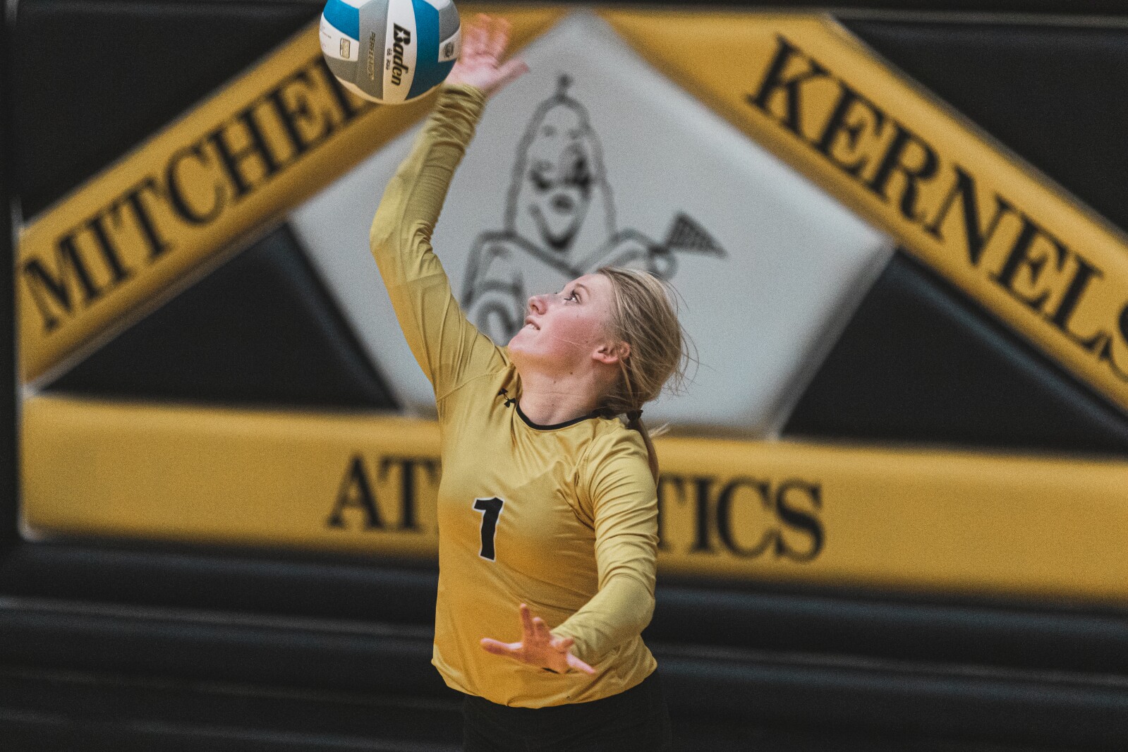9-29-22VolleyballMitchellvsRoosevelt-11.jpg