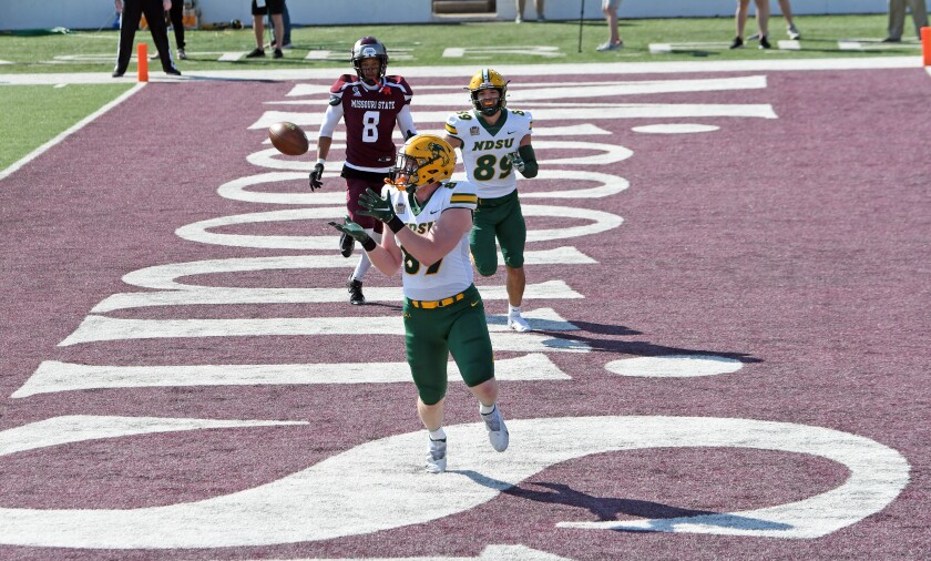 030721.S.FF.NDSUfootball.01.jpg