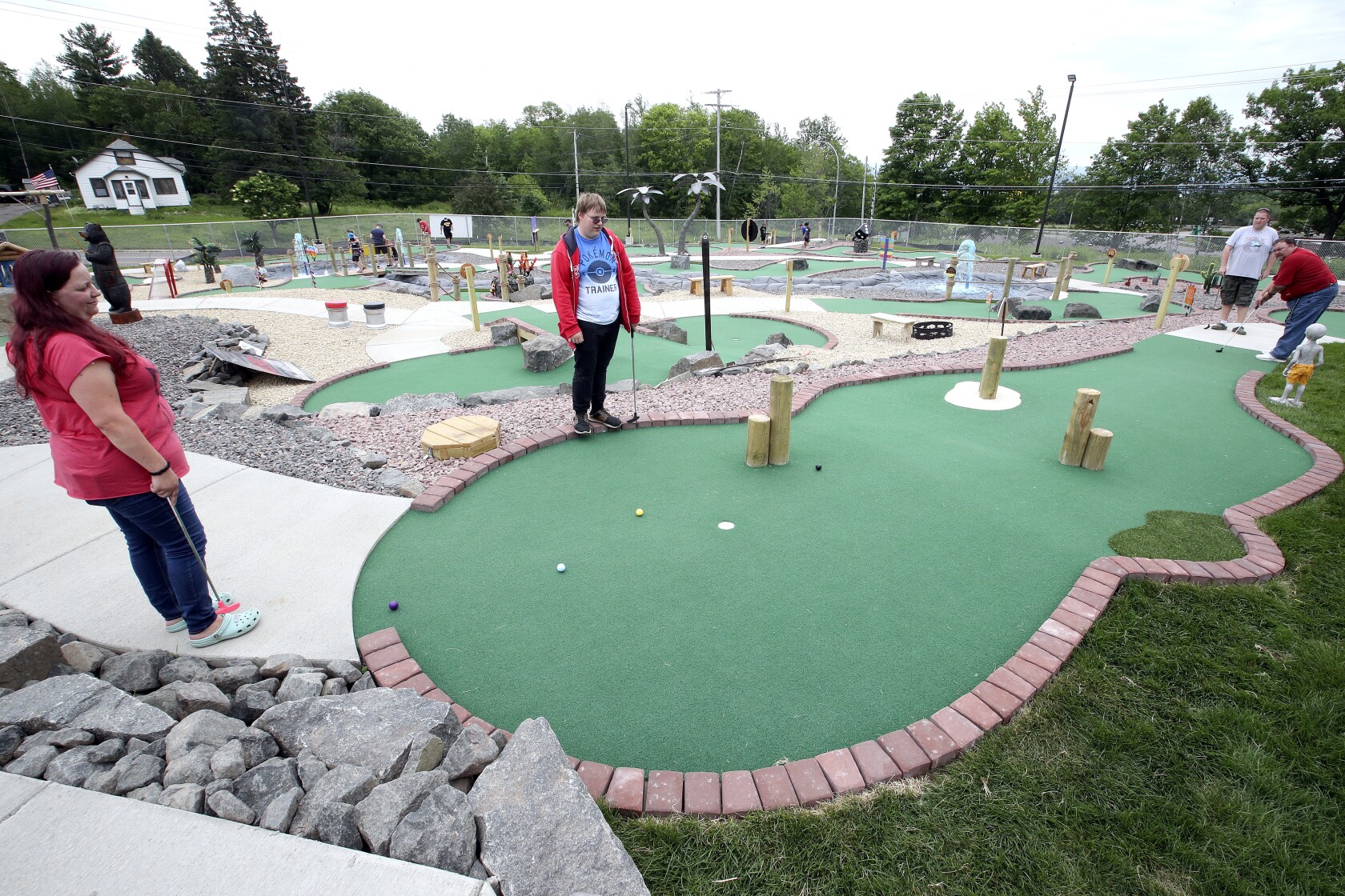 Proctor alumnus opens miniature golf course in hometown Duluth News