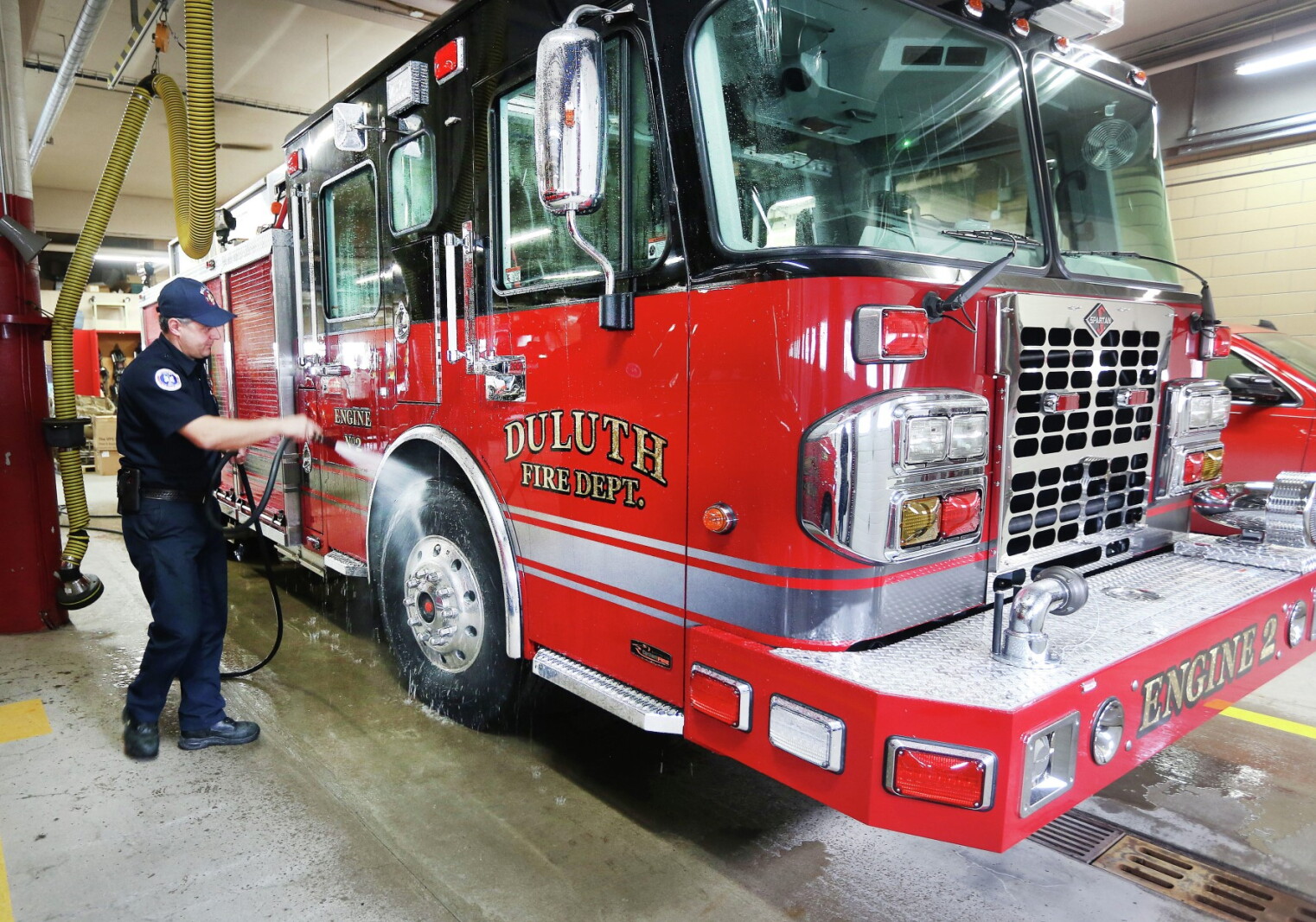 Duluth Firefighters May Receive Raise To Make Wages More Competitive duluth-firefighters-may-receive-raise-to-make-wages-more-competitive
