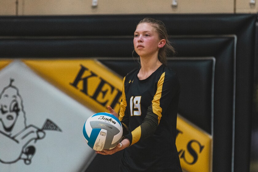 9-29-22VolleyballMitchellvsRoosevelt-5.jpg