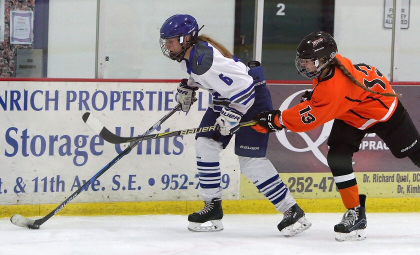 jhs girls hockey 6 vs 13 BEST schauer.jpg