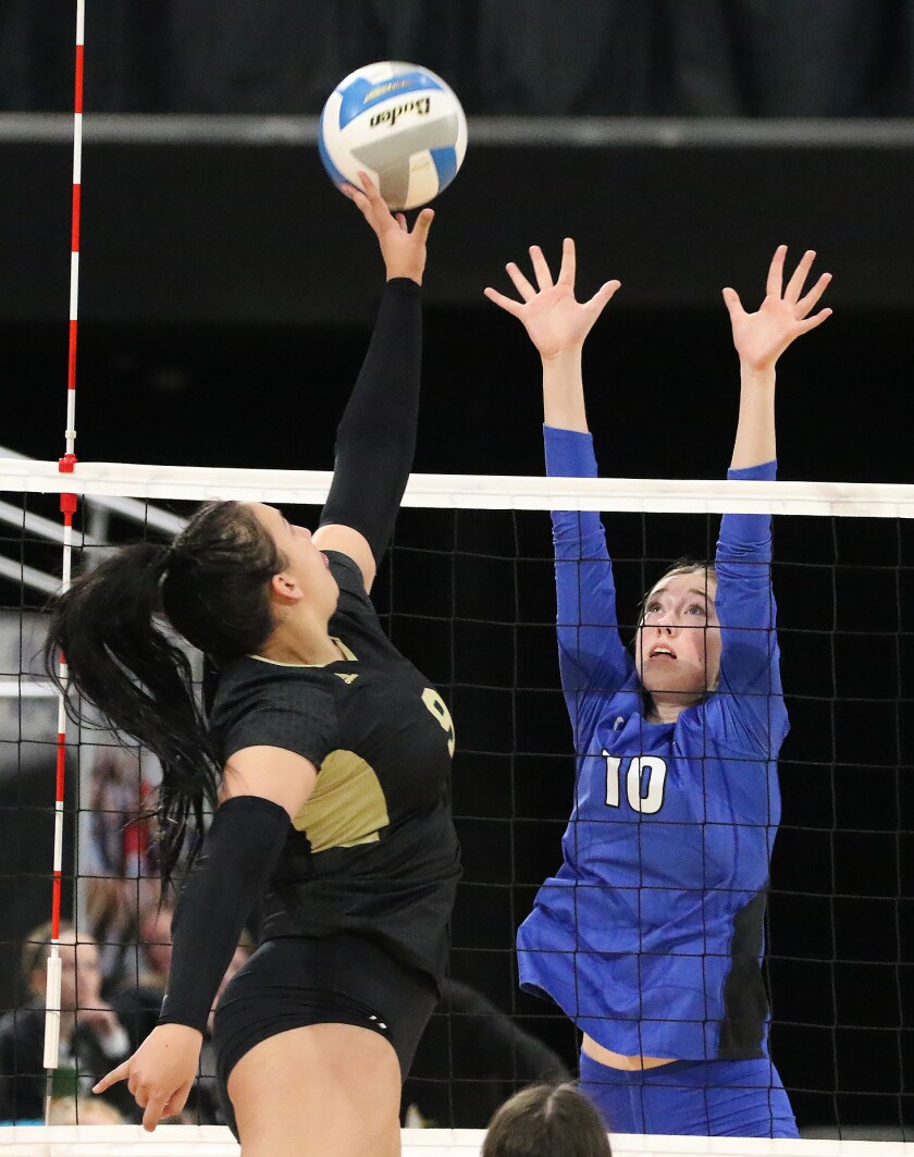 jhs vb state 3rd place game trumbauer blocking 111922.jpg