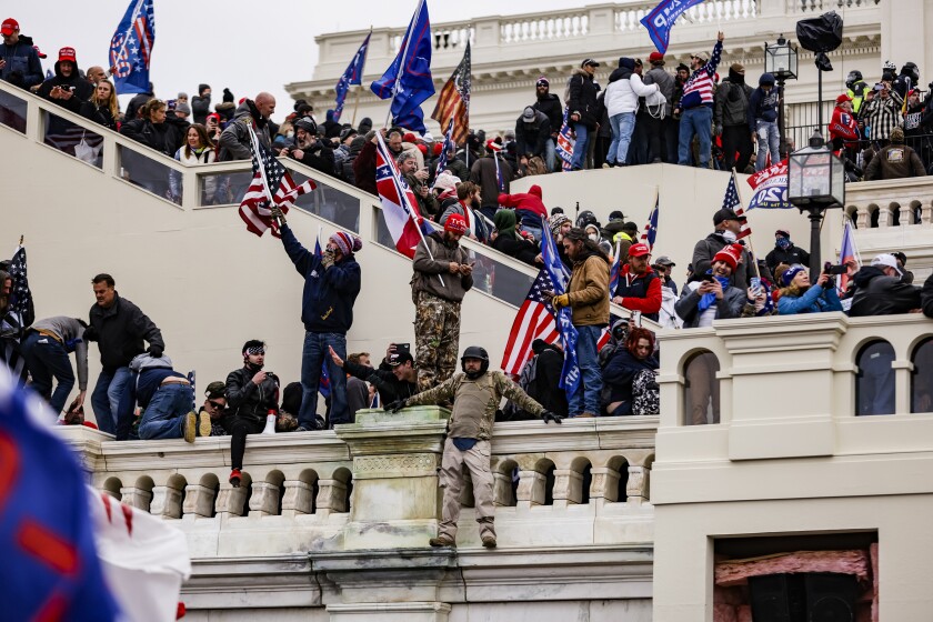 US-NEWS-CAPITOL-RIOTS-OFFICER-GET