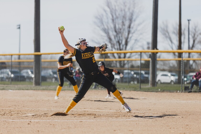 4-17-23MHSvsHarrisburgSoftball-22.jpg