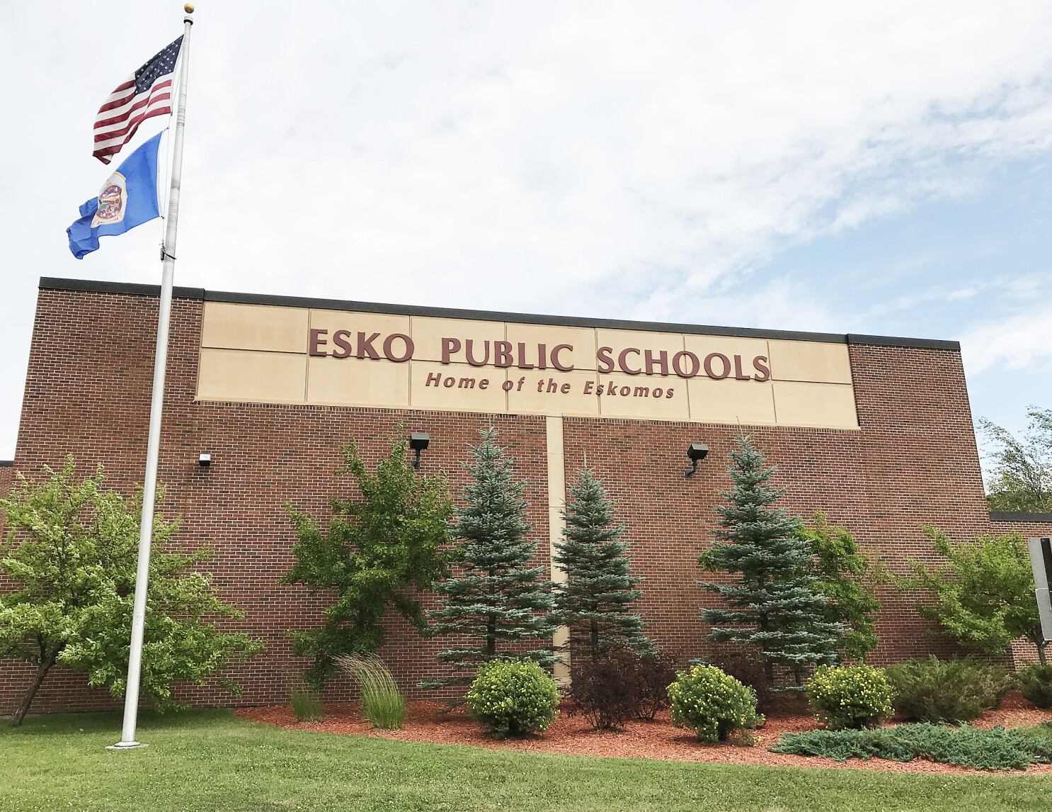 Esko School Board approves OSHA vaccine policy - Cloquet Pine Journal | News, weather, sports from Cloquet Minnesota Esko School Board approves OSHA vaccine policy - Cloquet Pine Journal | News, weather, sports from Cloquet Minnesota