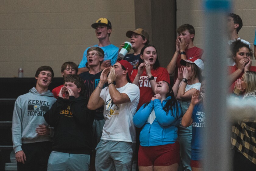 9-29-22VolleyballMitchellvsRoosevelt-45.jpg