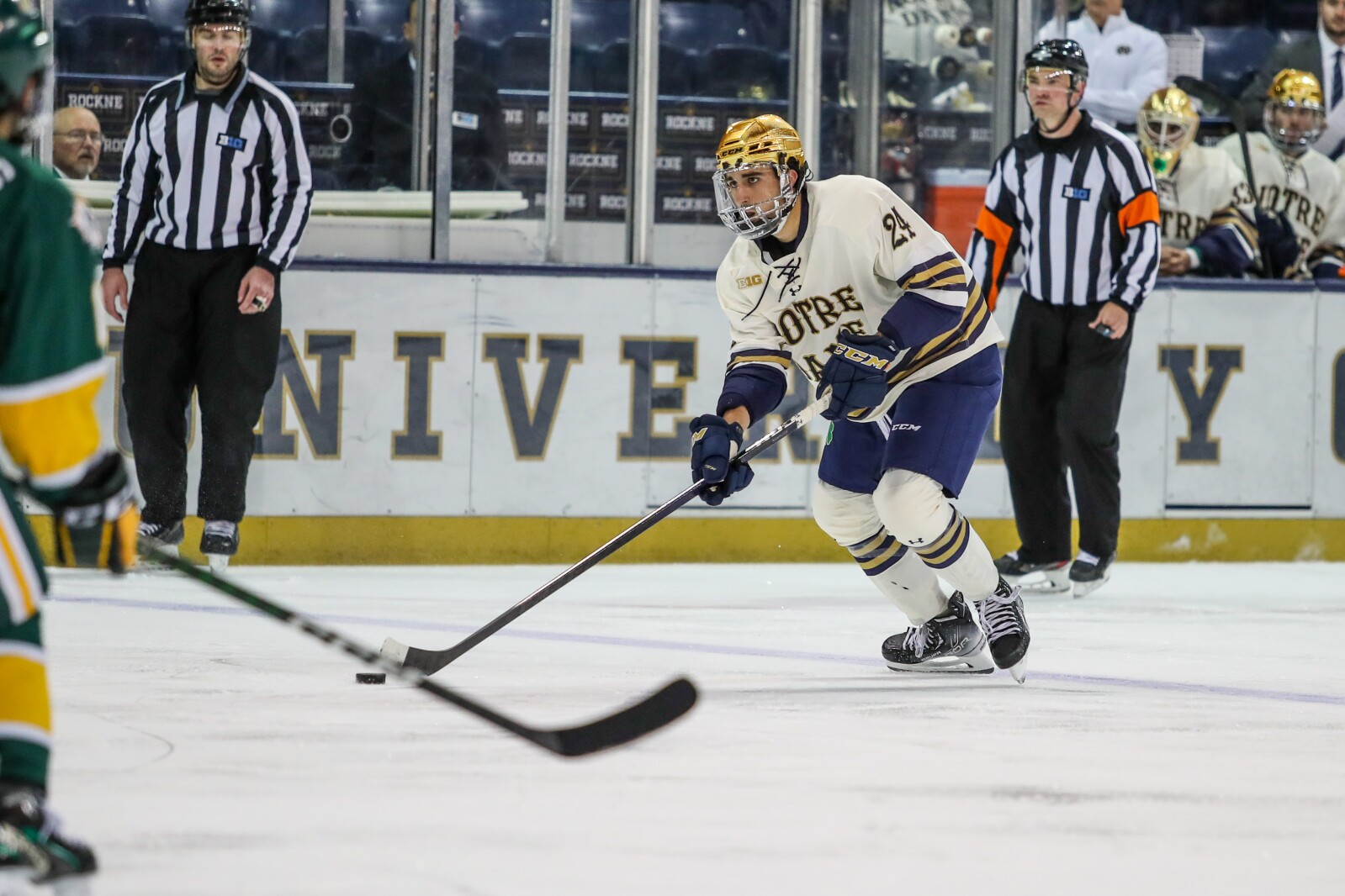 An early look at the 202324 Notre Dame roster The Rink Live