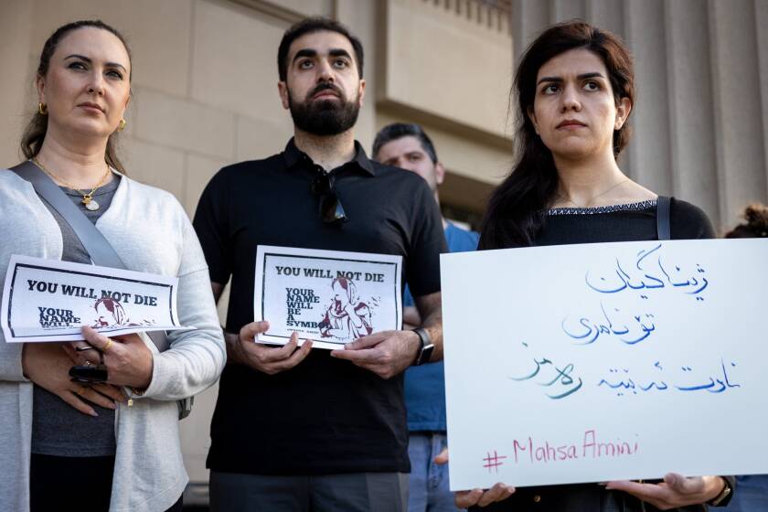 b0ee6e-20220922-mahsaamini-09-2000.jpg