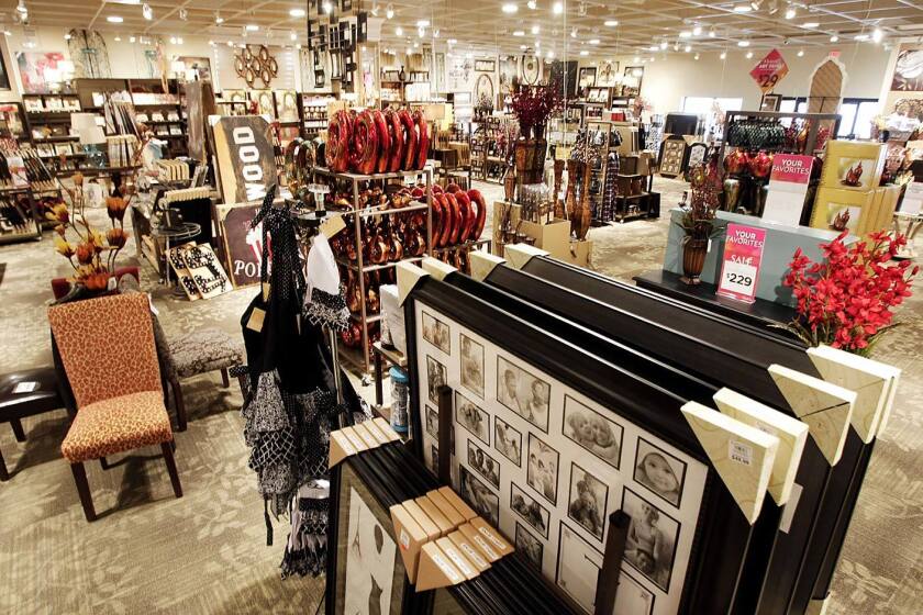 Kirkland\'s home décor store opens in south Fargo - InForum | Fargo ...