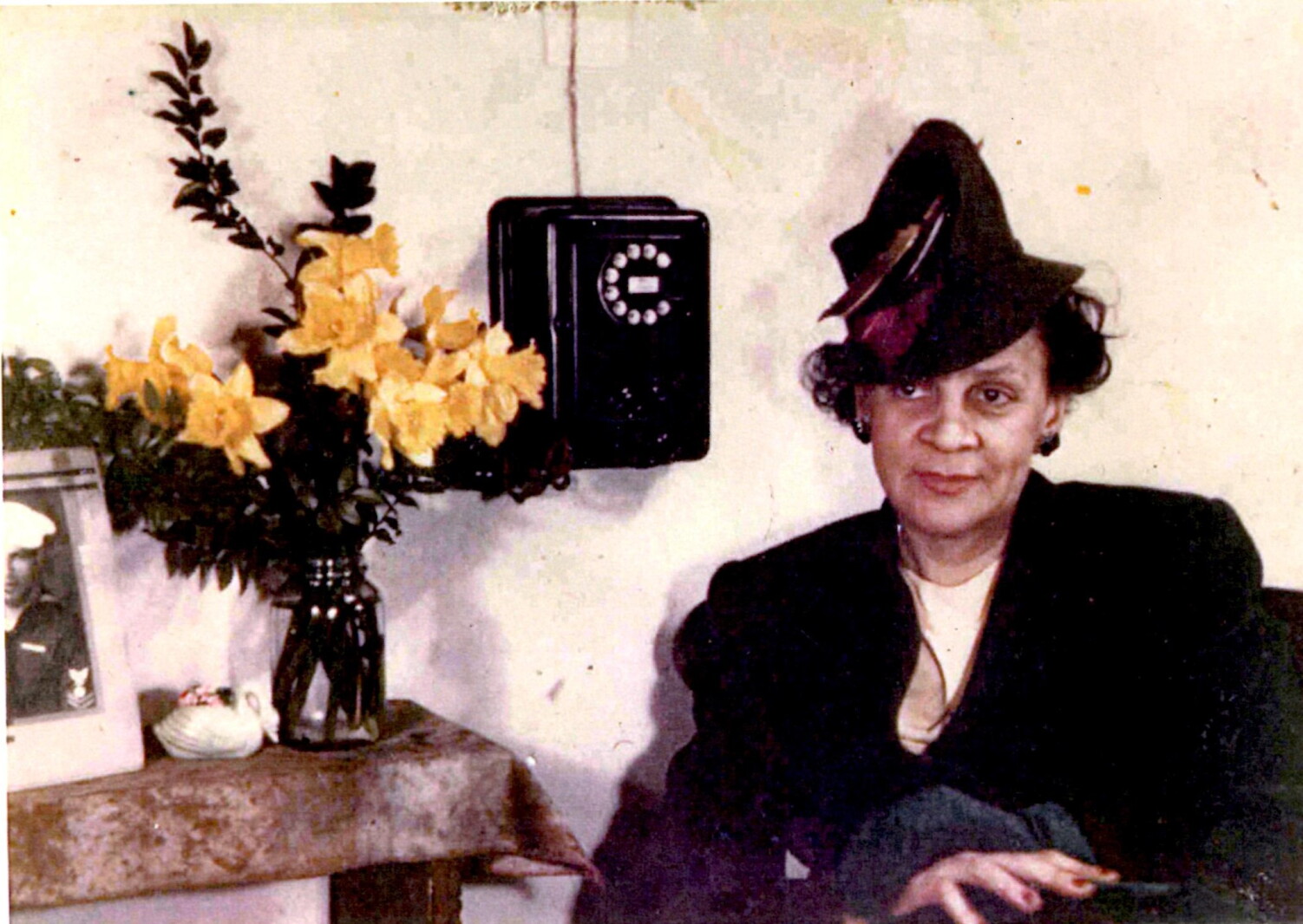 Ethel Ray Nance wall phone.jpg