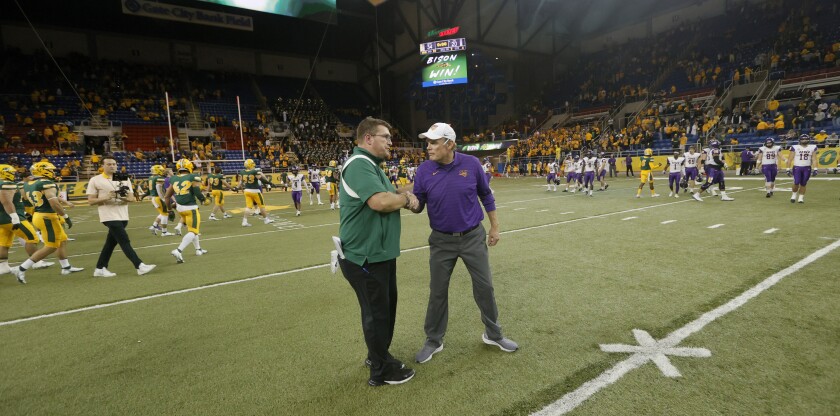 101021.S.FF.NDSUfootball.15.jpg