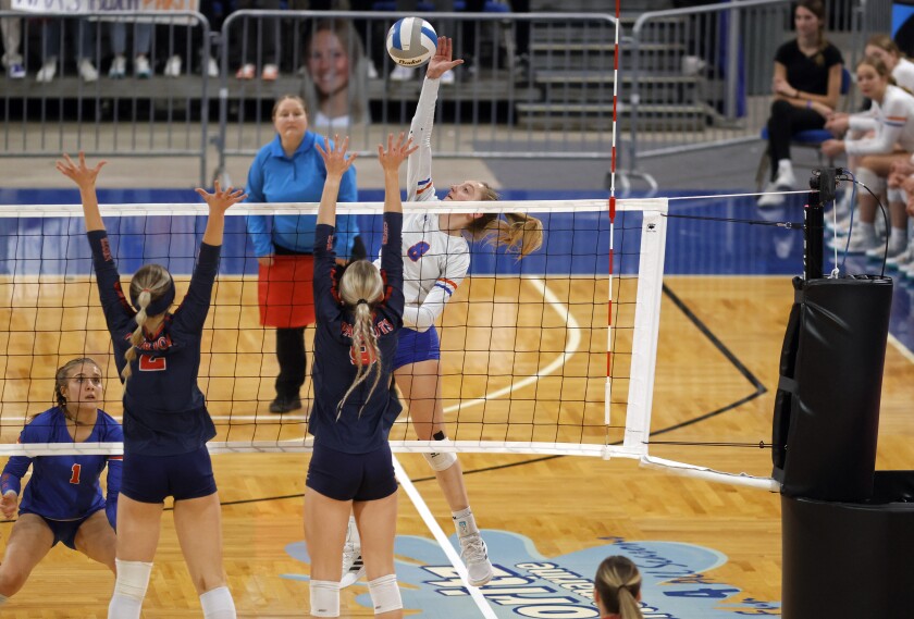 111822.s.ff.ND.VB.WFSheyenne