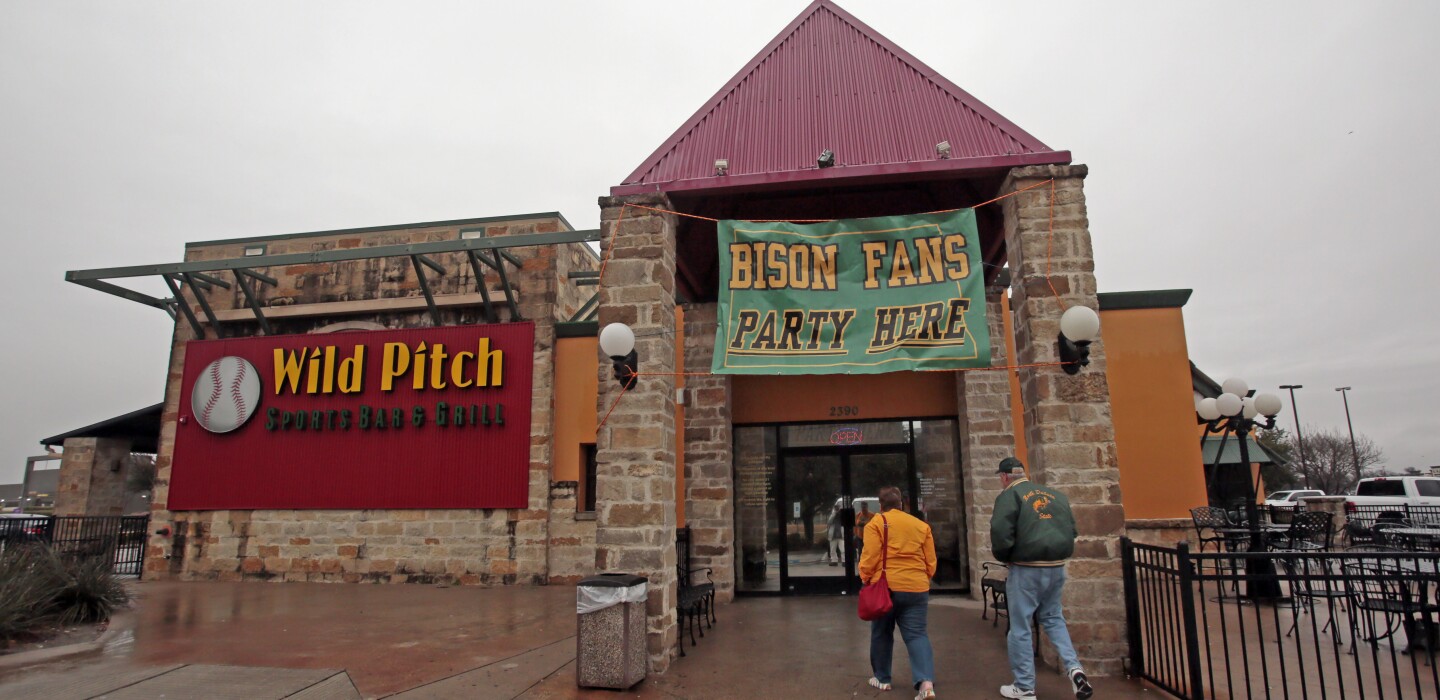 Mcfeely Breastaurants Again Ready And Waiting For Bison Fans Inforum Fargo Moorhead And West Fargo News Weather And Sports Mcfeely Breastaurants Again Ready And Waiting For Bison Fans Inforum Fargo Moorhead And West Fargo News Weather And Sports