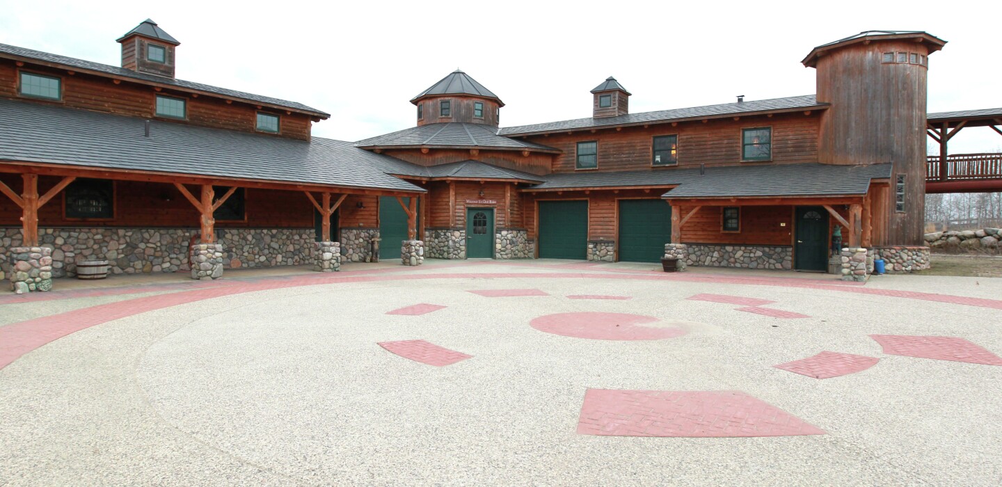 Home on the ranch: 'Jewel of Minnesota' Toad Mountain Ranch for sale ...