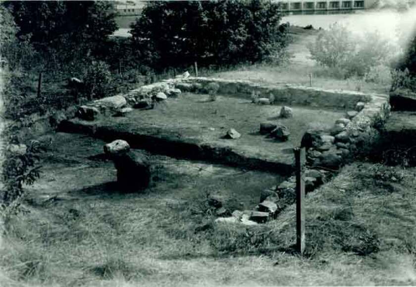 Dig of Lac qui Parle Mission site.jpg