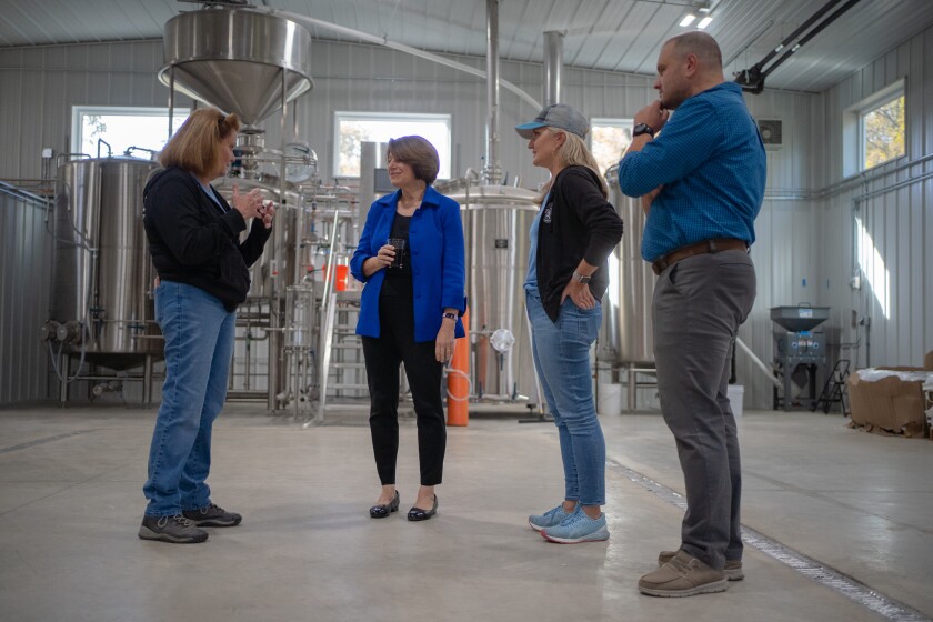 U.S. Sen. Amy Klobuchar Tours South x Southeast Brewing Co.