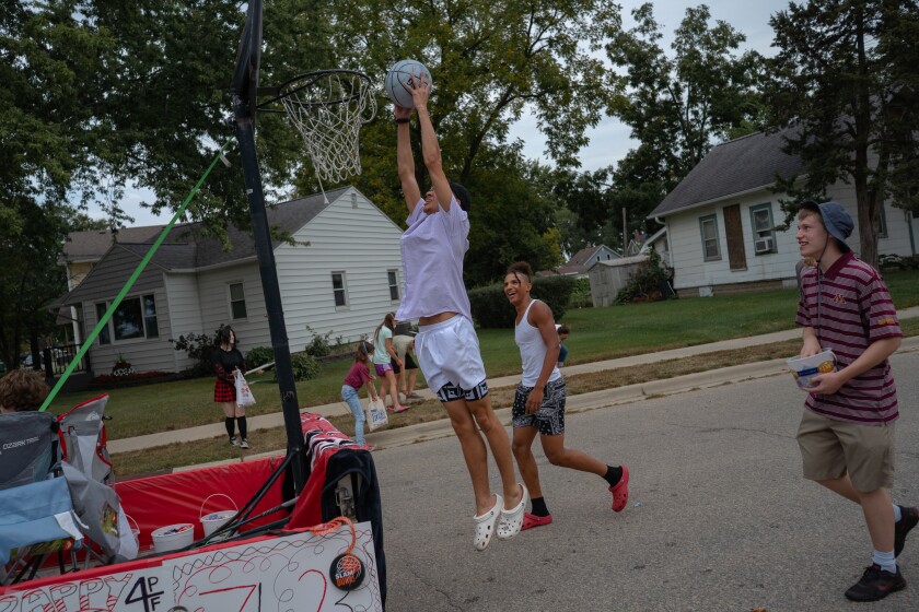 John Marshall High School Homecoming Parade