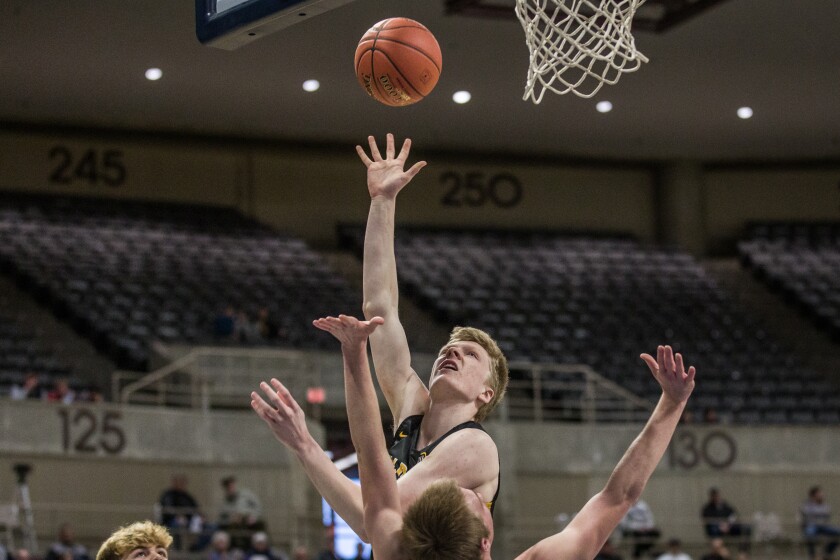 Plainview-Elgin-Millville, Chatfield Section 1AA quarterfinal boys basketball