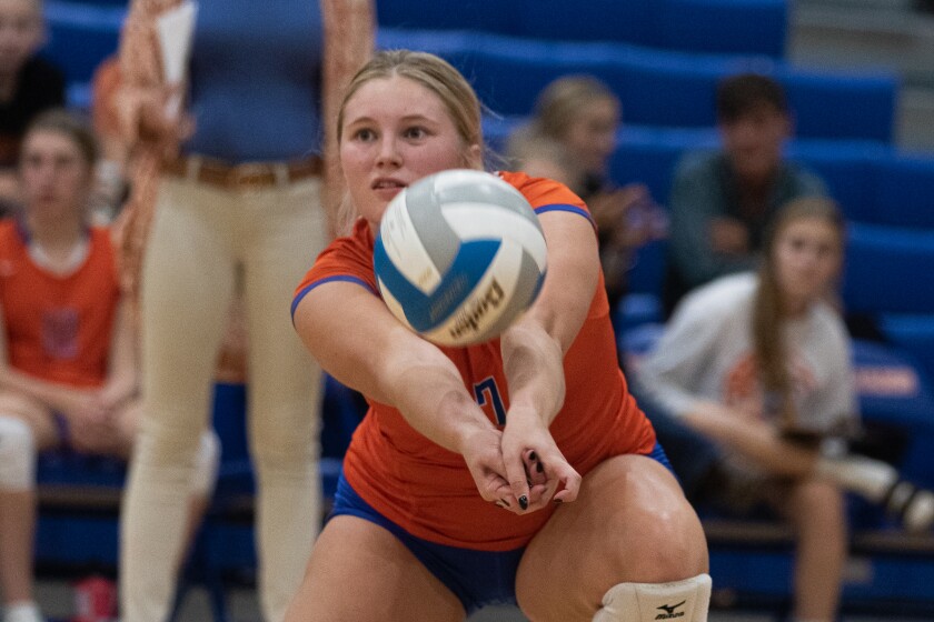8-25-22VolleyballChamberlainvsParkston-1.jpg