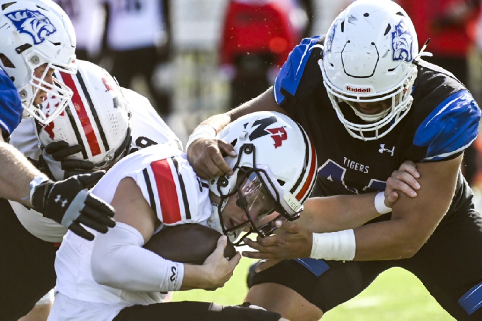 102321.DWUFootball31.jpg