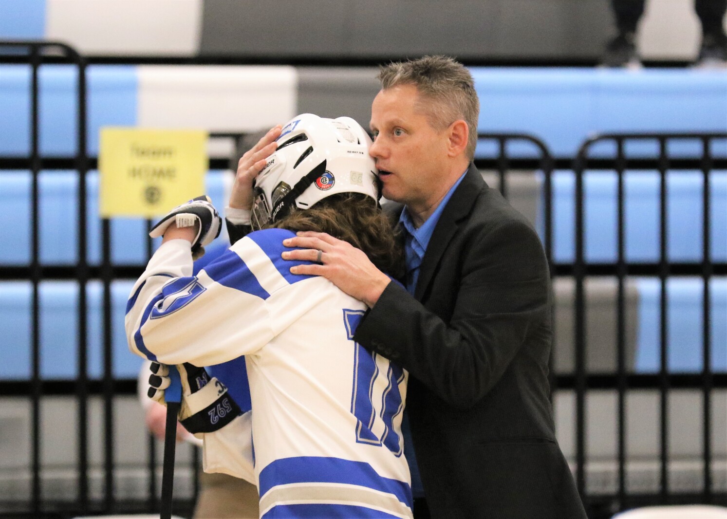 Brainerd vs Dakota United Saturday, March 19, 2022, during the adapted floor hockey state championship game at Bloomington Jefferson High School.