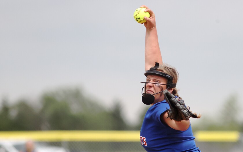 061121.S.FF.softball.Eckes