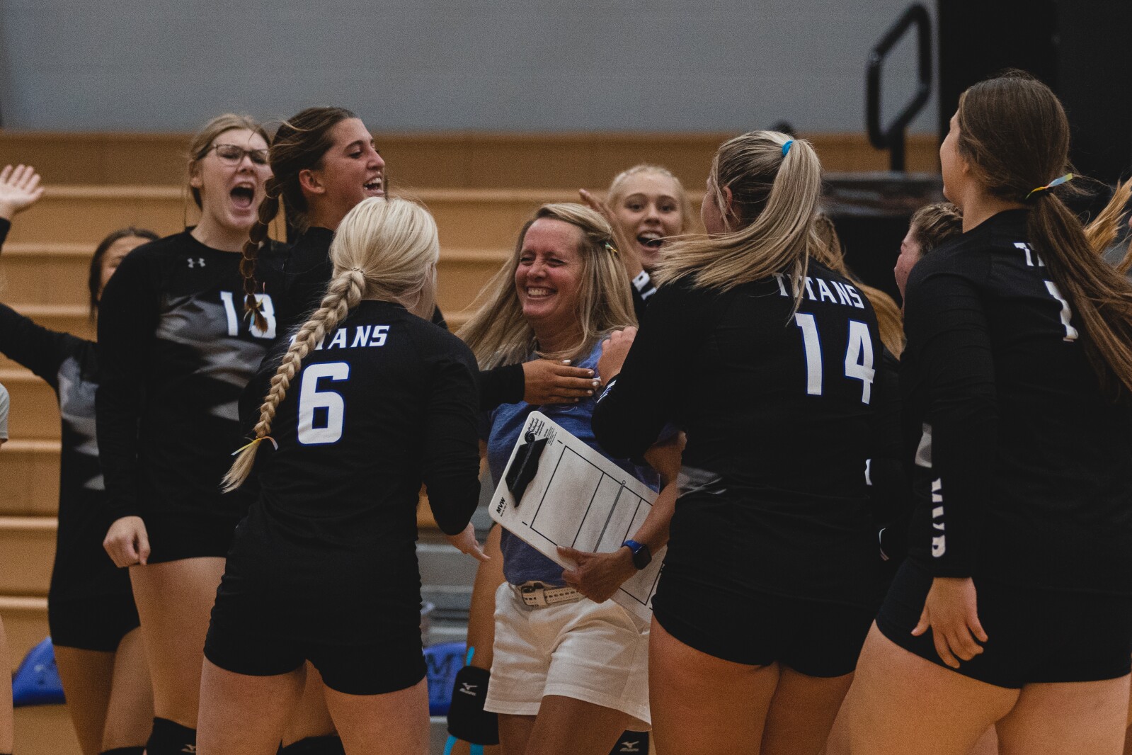 8-30-22PrepVolleyballWagnervsMVP-15.jpg