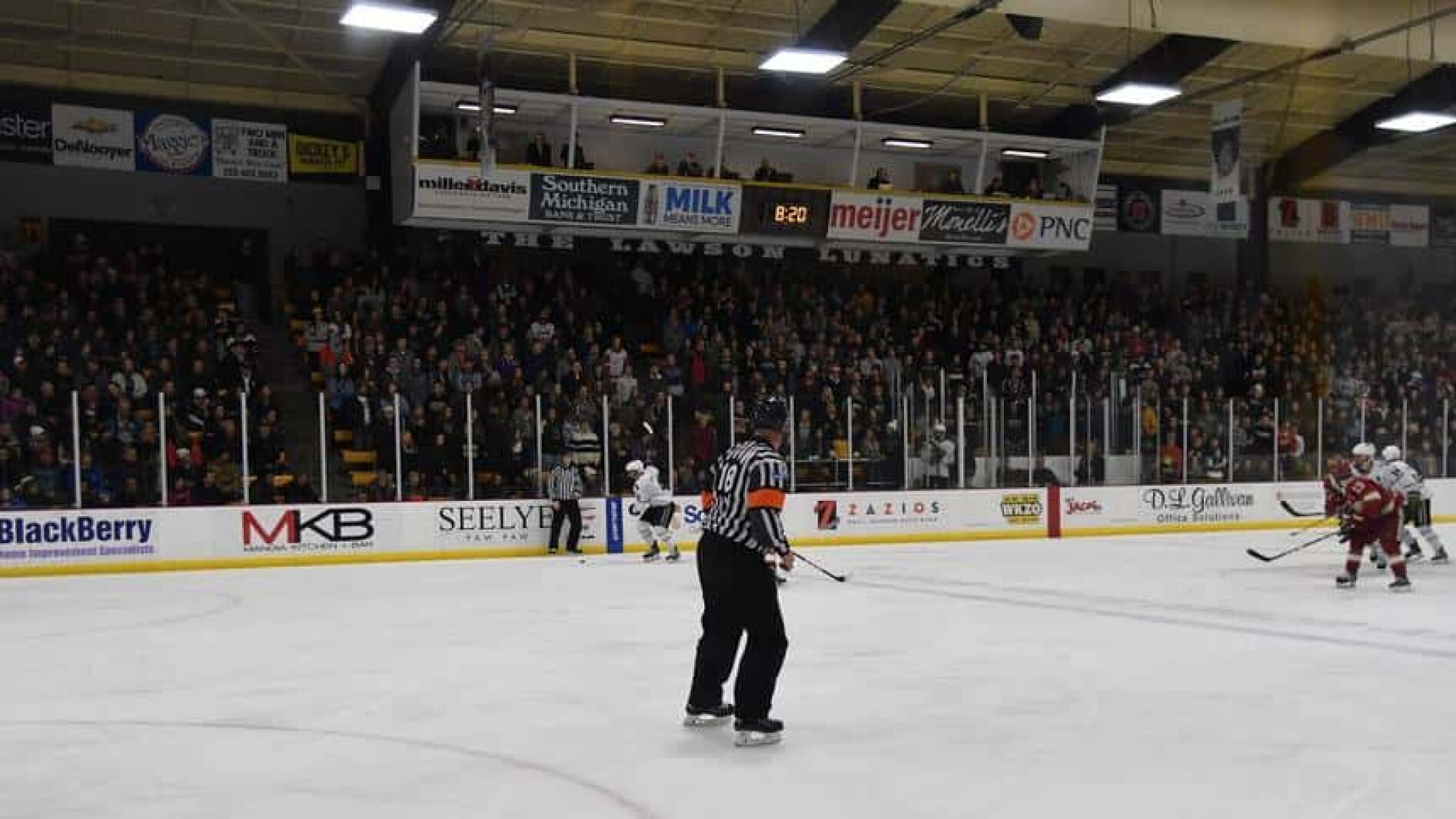 Unfriendly confines Fighting Hawks prepping for 'crazy' atmosphere at