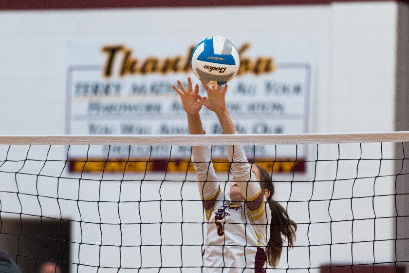 9-15-22PrepVolleyballCorsica-StickneyvsEthan-22.jpg