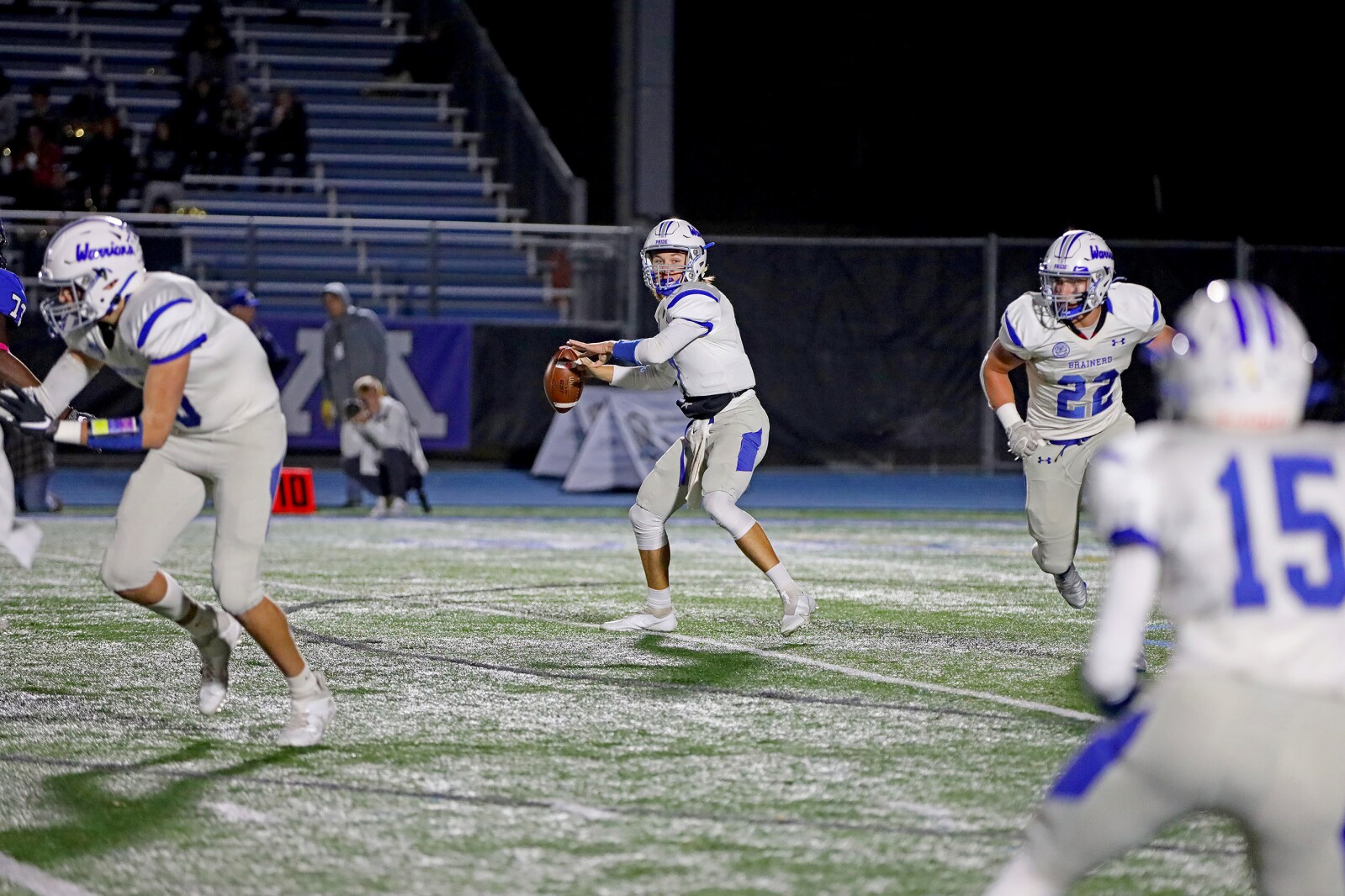 Brainerd Football vs Minnetonka (5).jpg