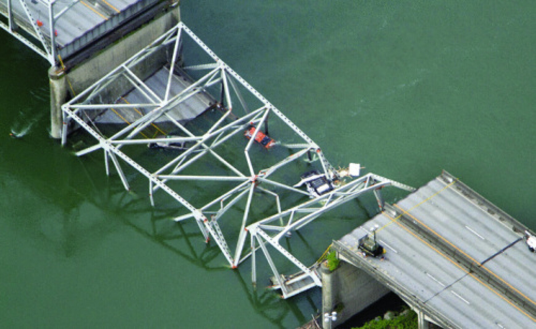 Washington Bridge Problem Washington bridge collapse points to bigger problems - Duluth News ...