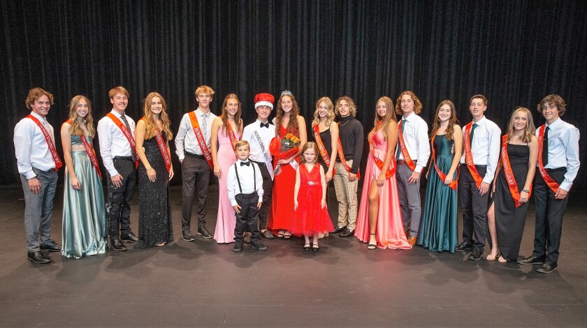 2022HomecomingCourt.jpg