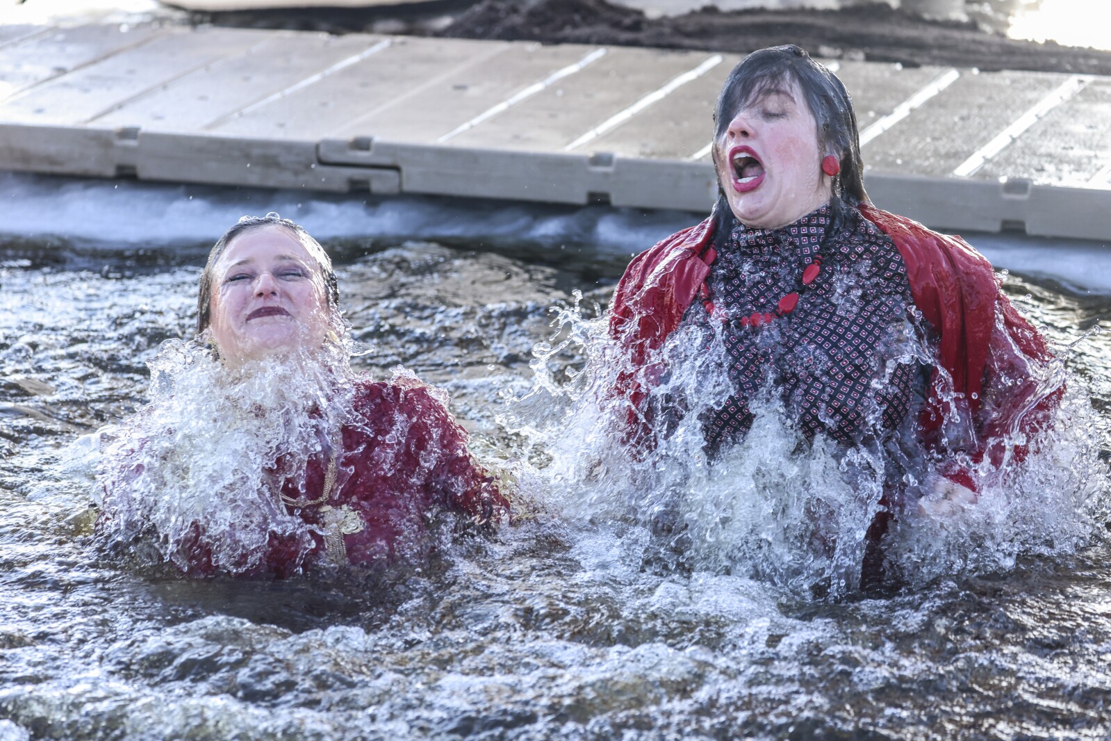 Polar Plunge for Special Olympics Minnesota on LinkedIn: #plungemn # ... Special olympics mn polar plunge