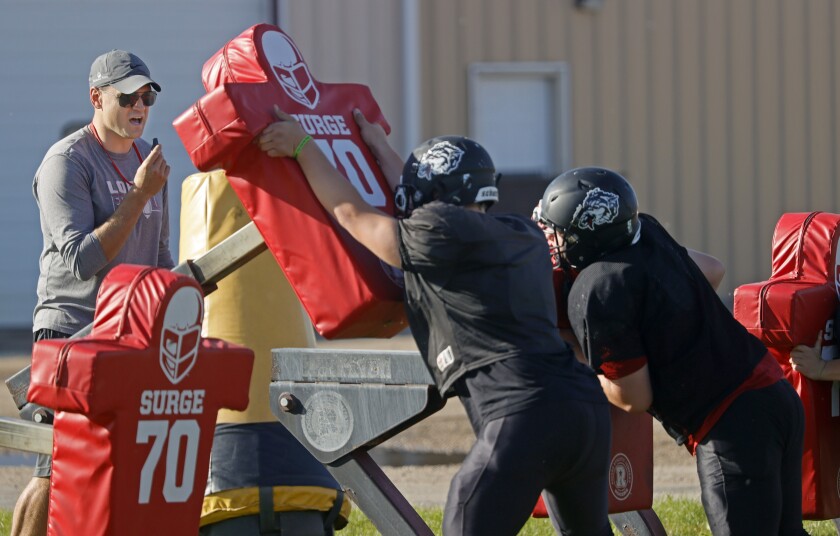 100821.s.ff.loboesfootball DelaBarre.02.jpg