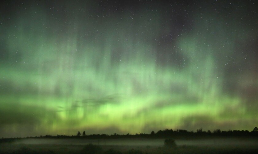 Aurora wall