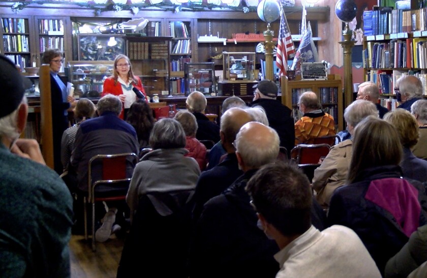 111521.AG.SarahVogelBook03.jpg