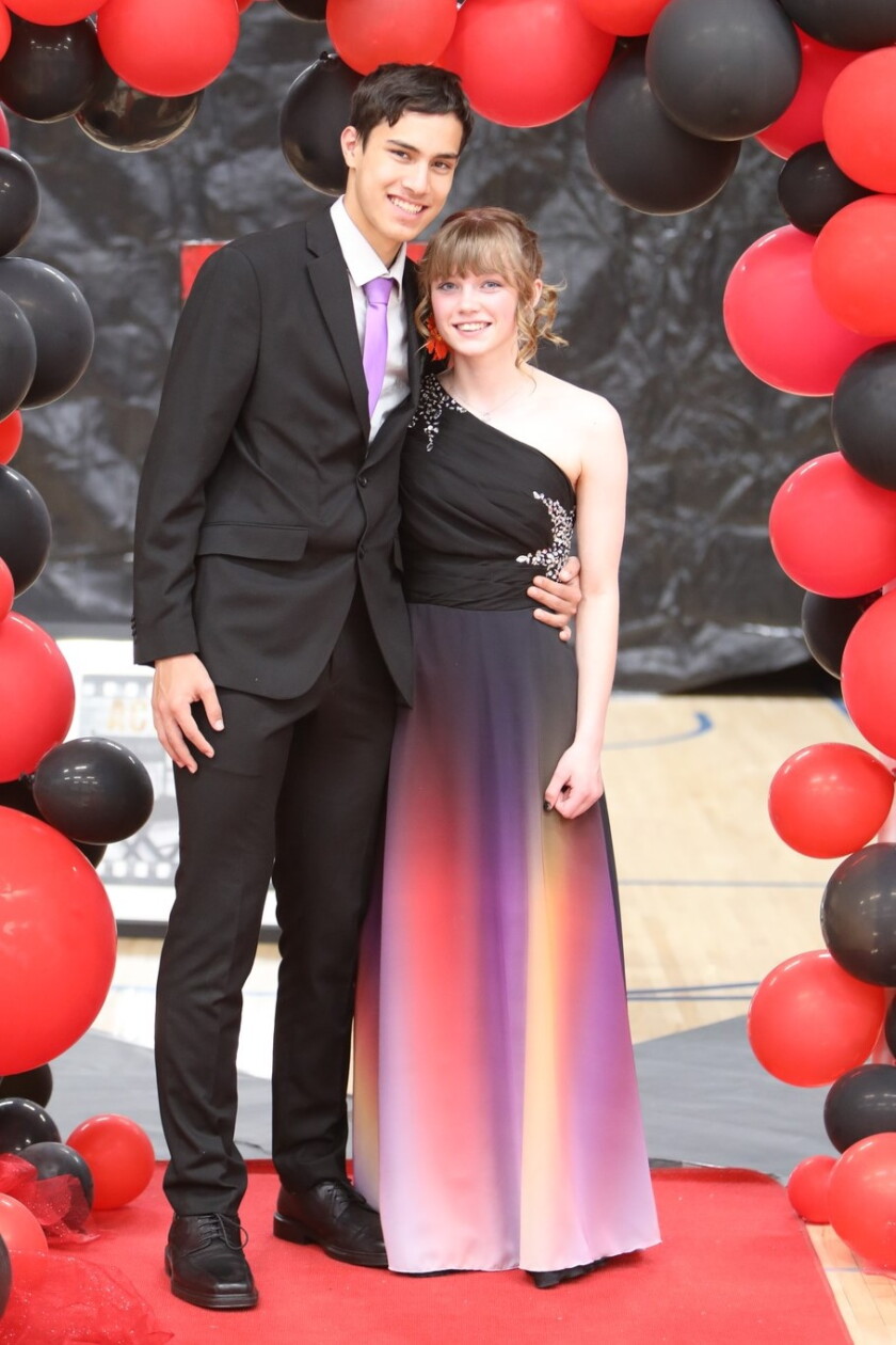 Prom Forum Brandon-Evansville High School Prom 2024 - PHOTOS - Alexandria Echo ...