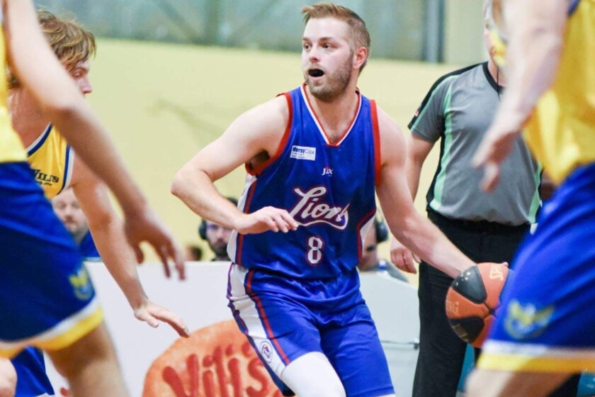 Basketball: S-M's Riewer a different kind of globetrotter - Brainerd ...