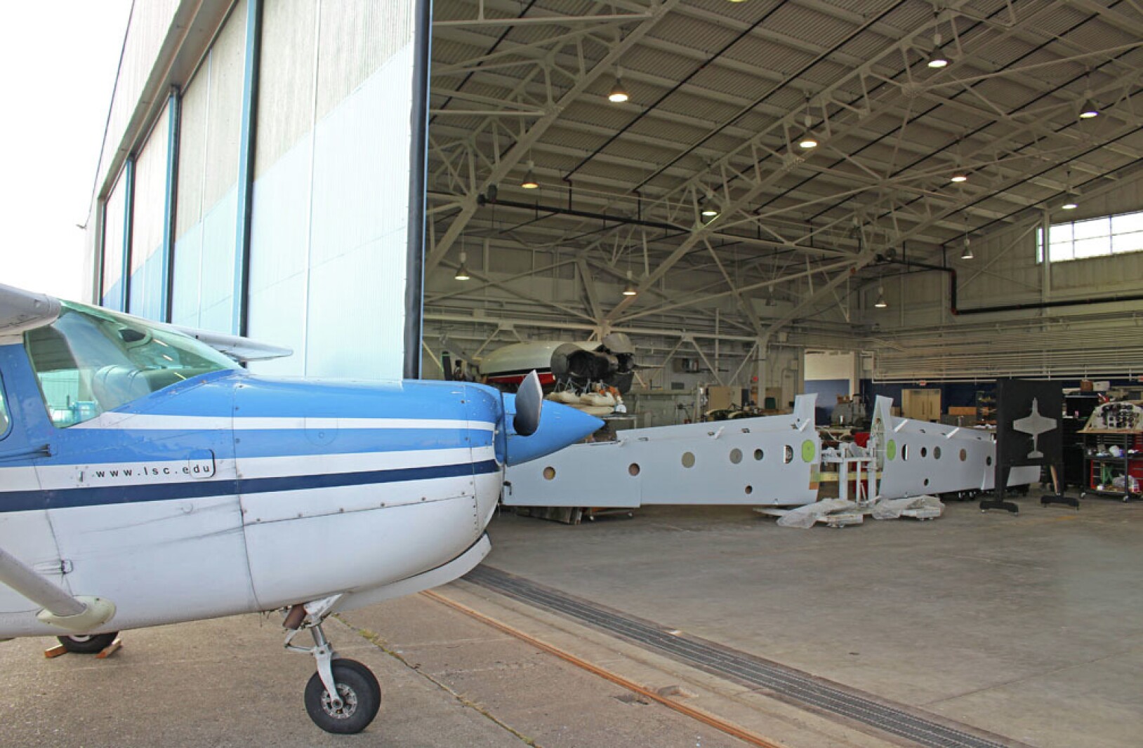 Lake Superior College opens Center for Advanced Aviation - Duluth News ...