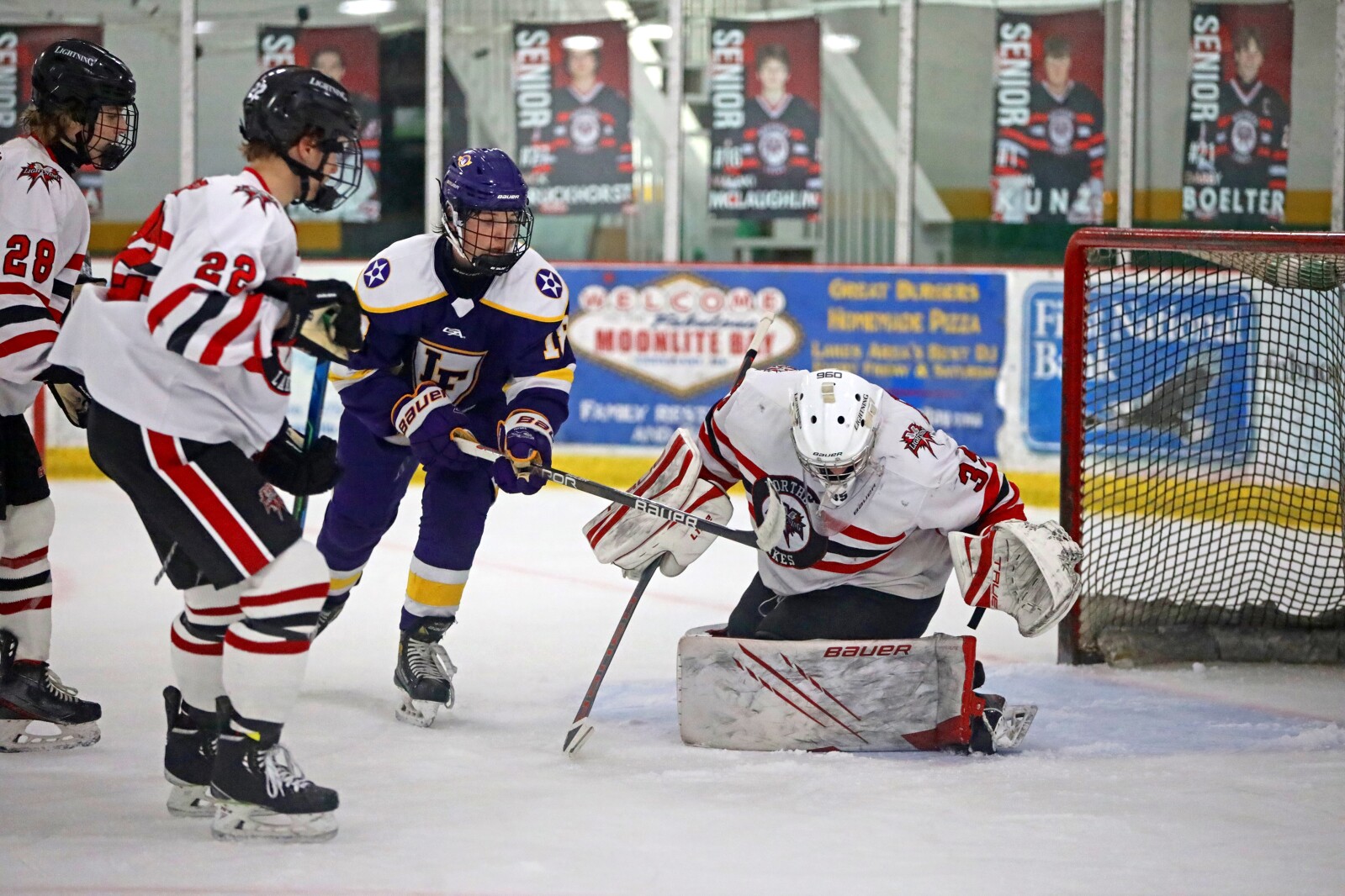 Little Falls vs Northern Lakes on Wednesday, Dec. 28, 2022, at Breezy Point Hockey Center.
