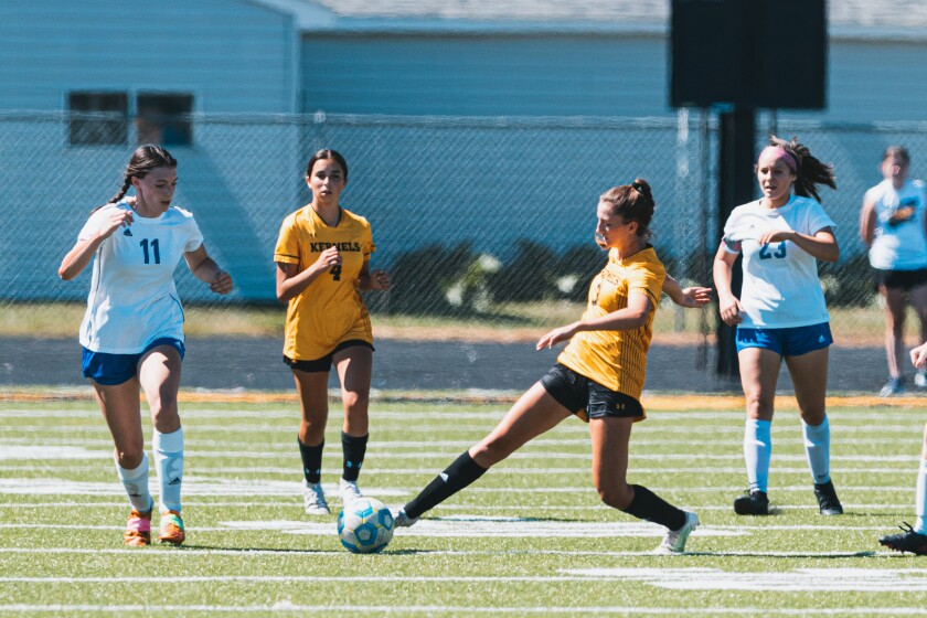 9-3-22GirlsScoccerMitchellvsDouglas-16.jpg