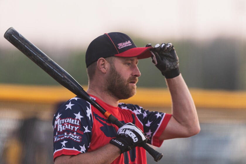 SlowPitchSoftball-12.jpg