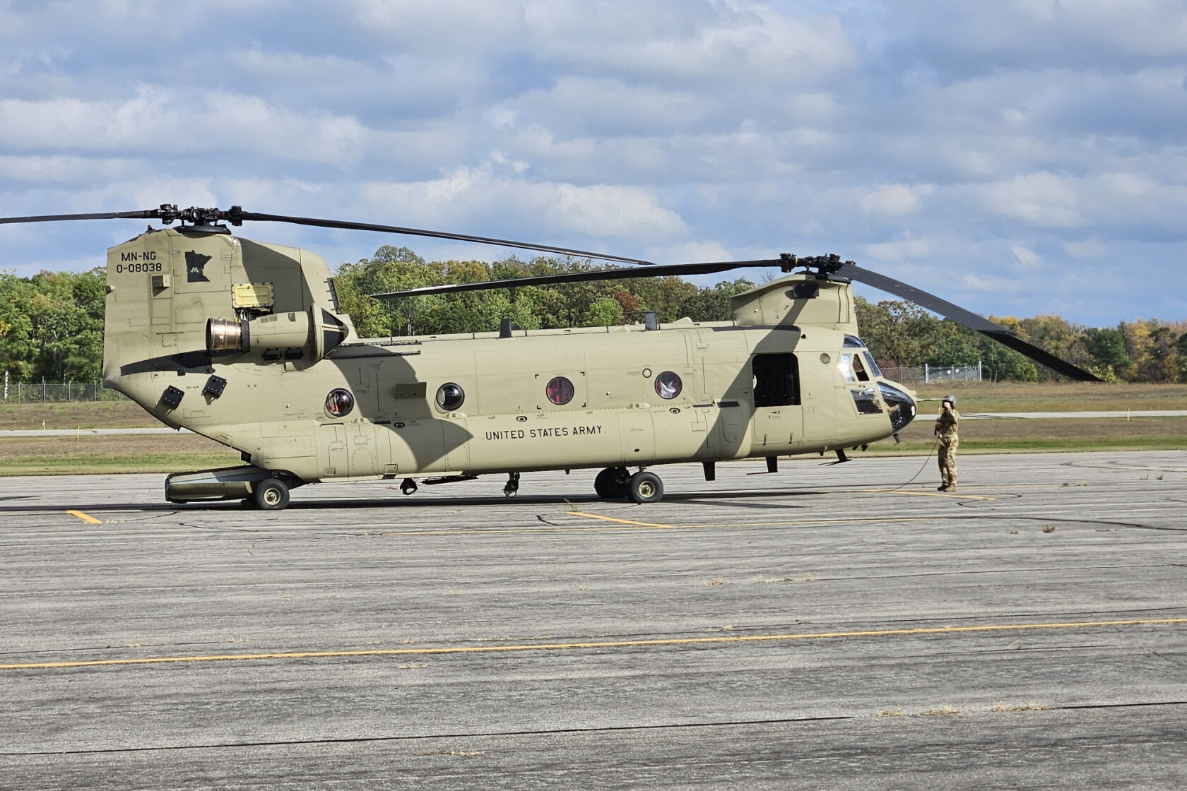 Mn Heli Minnesota National Guard helicopters forced to land at Wadena airport ...