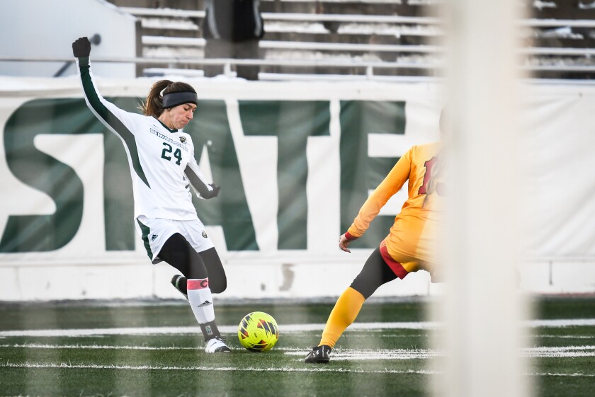 112322.S.BP.BSUWSOC2 Megan Majewski.jpg