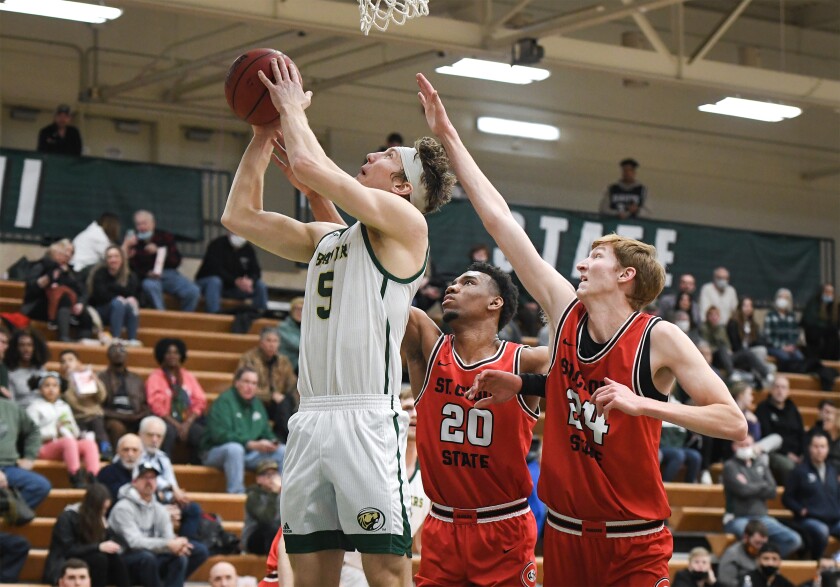022322.S.BP.BSUMBB Derek Thompson.jpg
