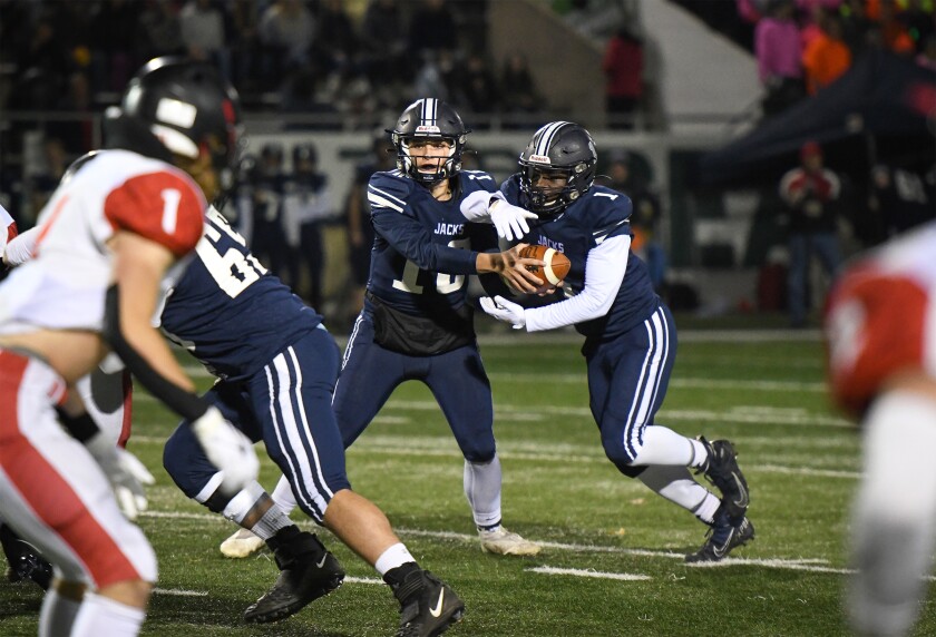 111021.S.BP.BHSFOOT Jack Larson and Gemini Ellis.jpg