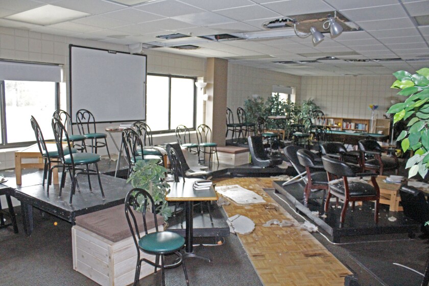 101321.N.PRE.FaithbridgeYouthRoom8312.jpg