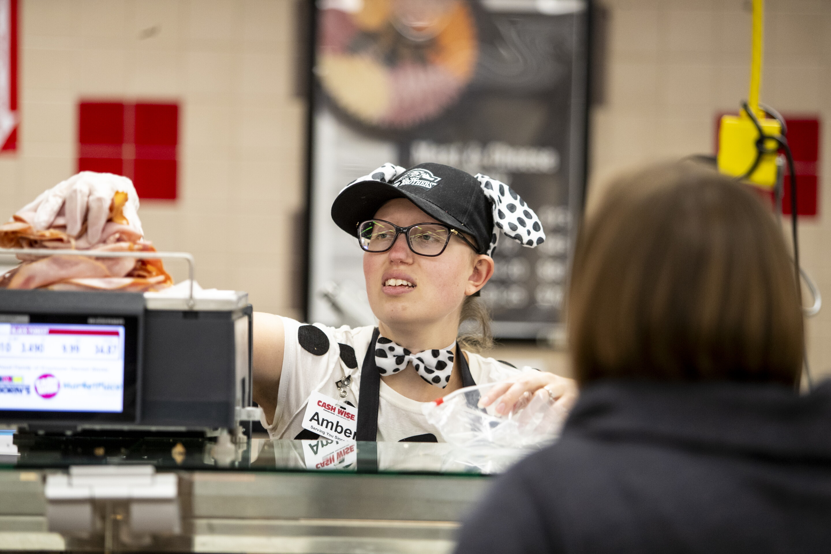 Photos: Children fill their bags with candy at Cash Wise trick-or-treat ...